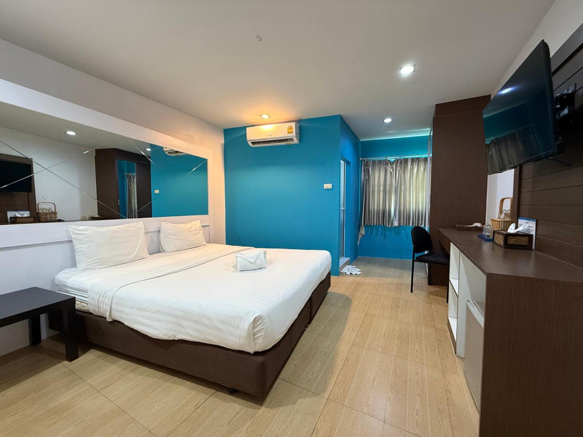 Bed By Cruise Hotel At Samakkhi-Tivanont Нонтхабури Экстерьер фото