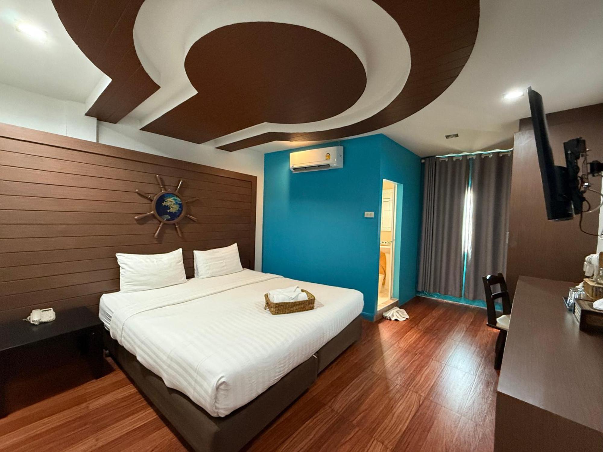 Bed By Cruise Hotel At Samakkhi-Tivanont Нонтхабури Экстерьер фото